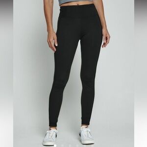 7 Diamonds Core High Waisted Leggings
